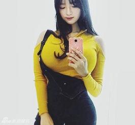 巨胸图片.