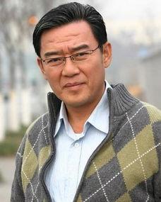 演员李立群,从舞台到荧幕，演绎人生百态的戏骨传奇